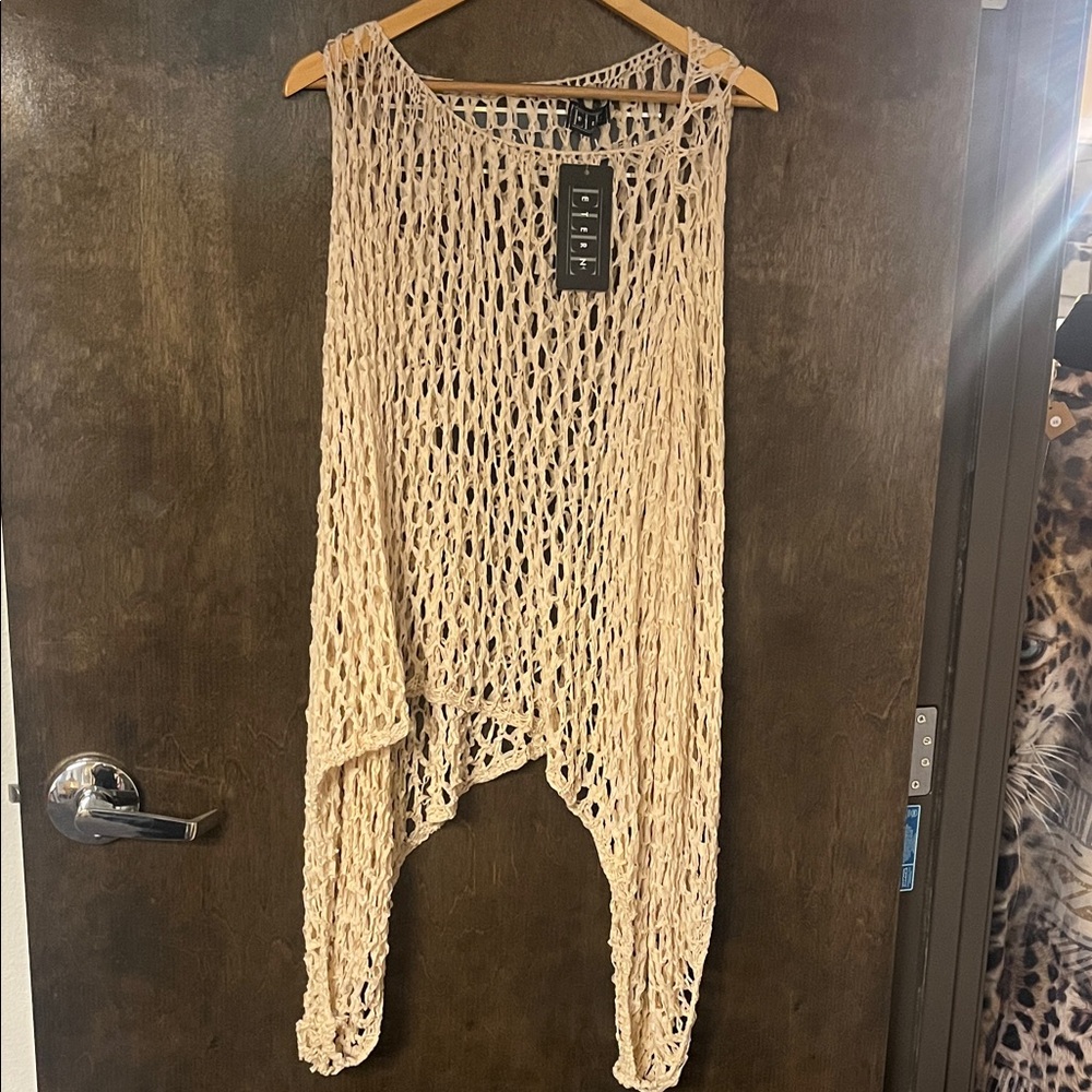 Elegant Cream Knit Women's Top